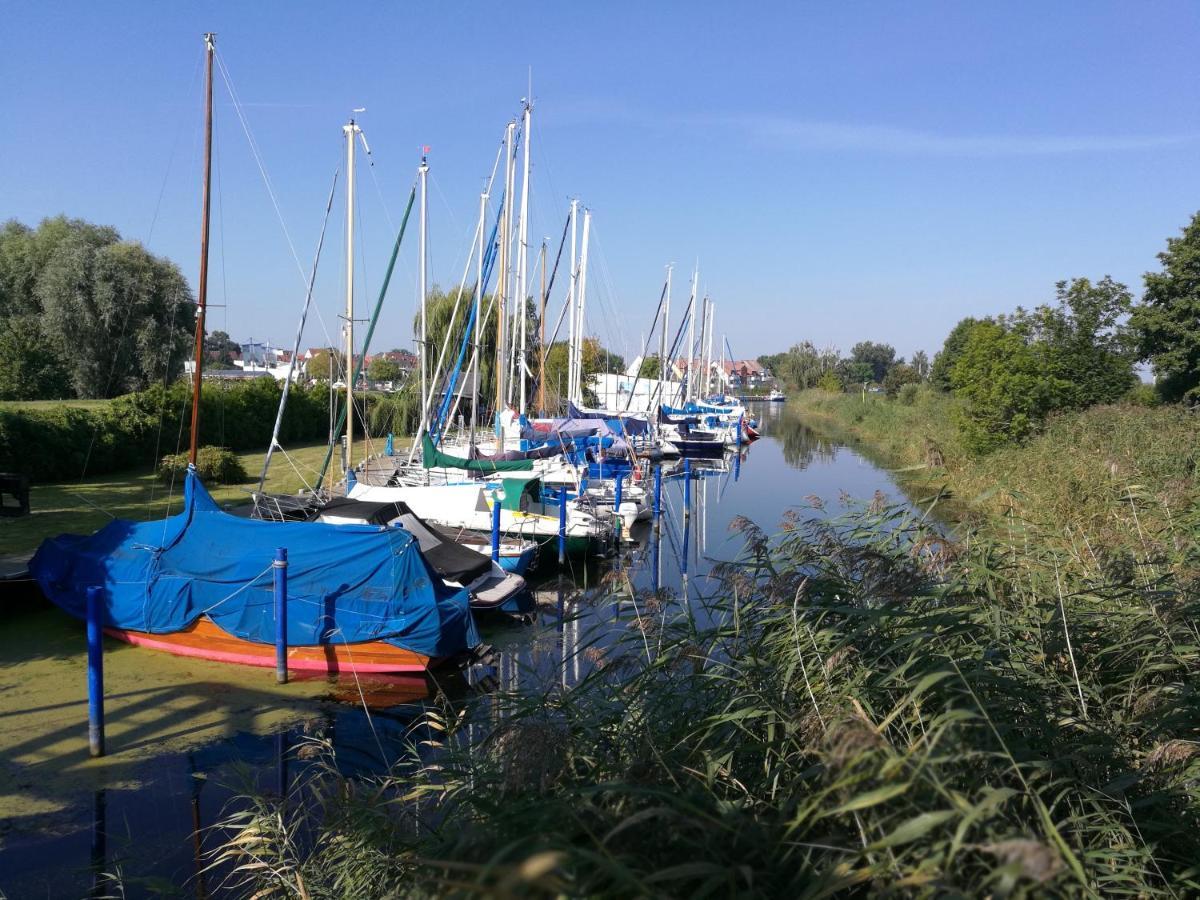 Fewo "Hafenblick" Ueckermunde Bagian luar foto