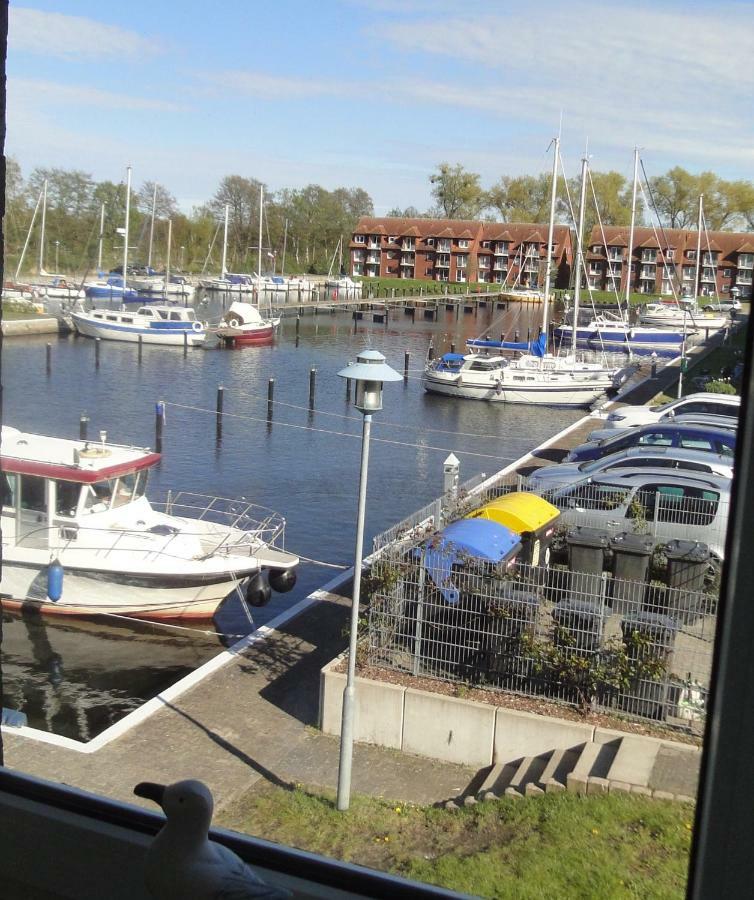 Fewo "Hafenblick" Ueckermunde Bagian luar foto