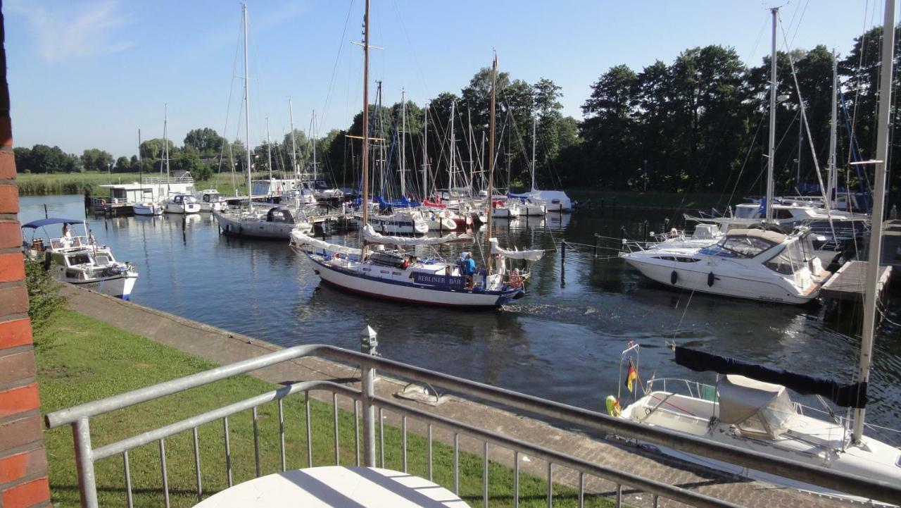 Fewo "Hafenblick" Ueckermunde Bagian luar foto